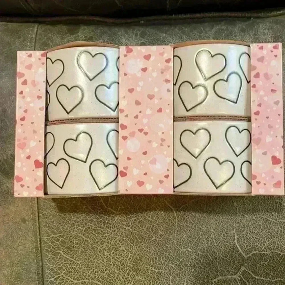 Set of  4 Bakeshop ramekins - Picture 2 of 3